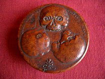 Craniology snuff box