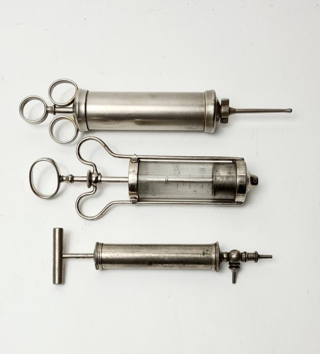 Large Stainless Steel/Glass Syringe | CURIOUS SCIENCE