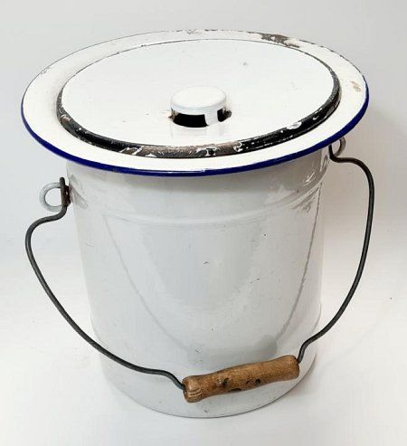 Enamelled Slop Bucket With Strainer