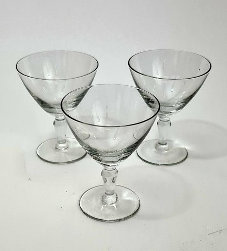 Mini Champagne Glass / Saucer (priced individually)