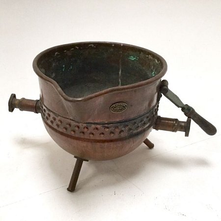 Large copper crucible